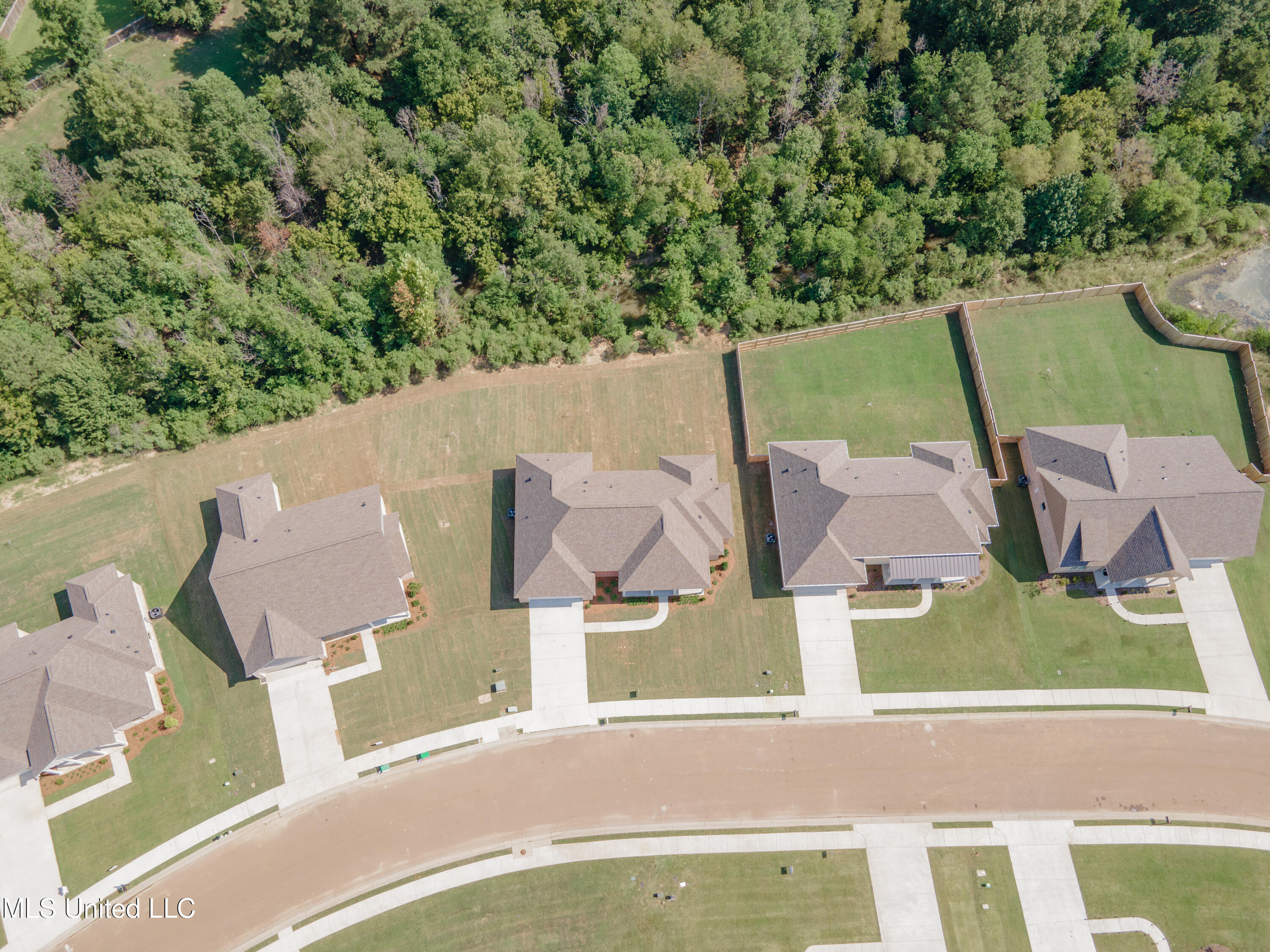 110 Trace Pointe Place Clinton, MS 39056 - Photo 4 of 46 12-Aeria