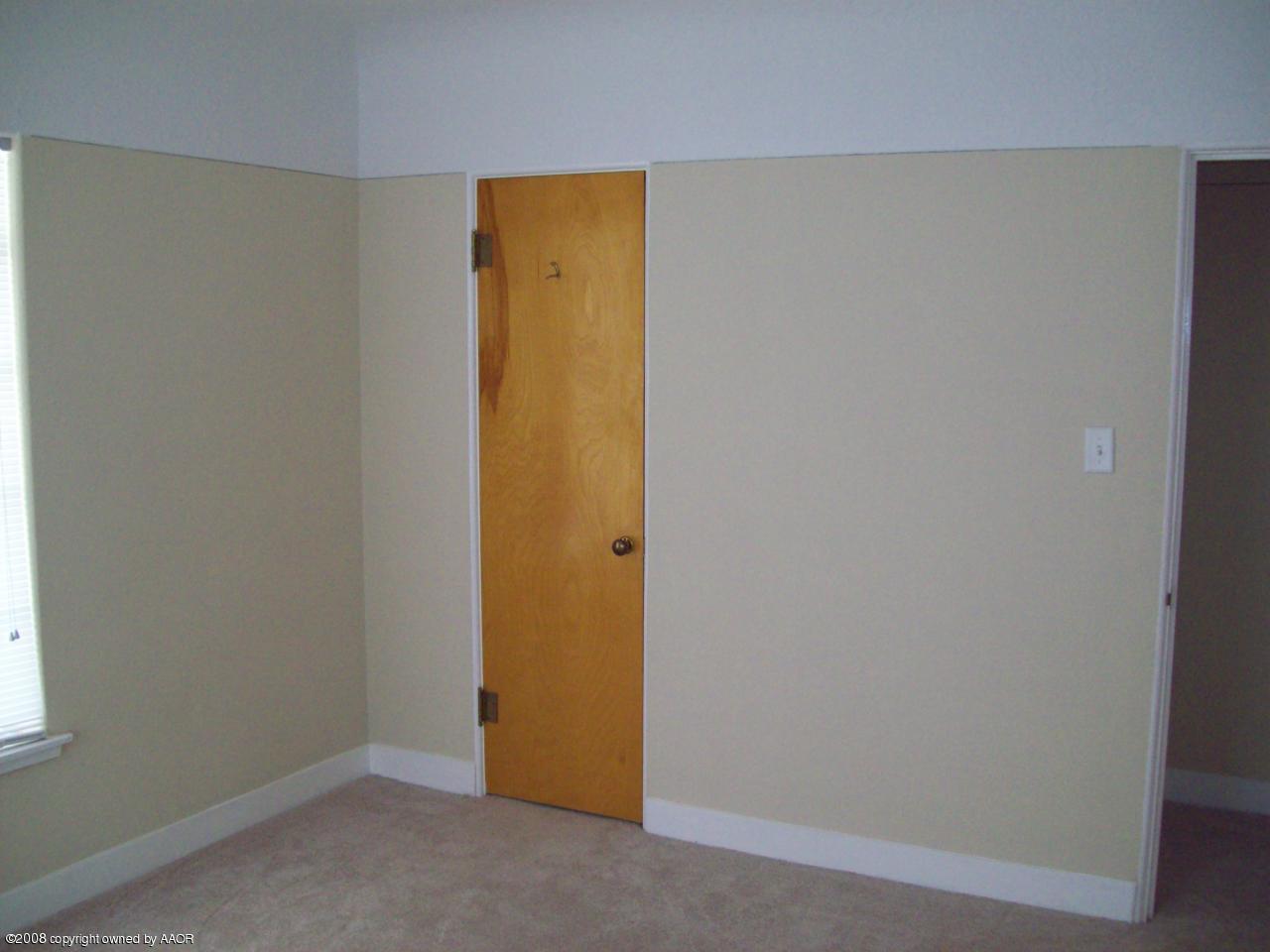3711 South Polk Street Amarillo, TX 79110 - Photo 18 of 20 a view of an empty room