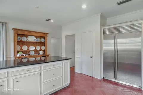 $925,000 | 551 Sherwood Road, Shreveport, LA 71106