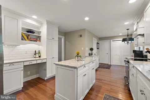 $810,000 | 1020 Warwick Lane, Wilmington, DE 19807