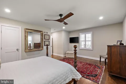 $810,000 | 1020 Warwick Lane, Wilmington, DE 19807