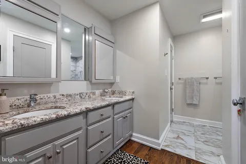 $810,000 | 1020 Warwick Lane, Wilmington, DE 19807