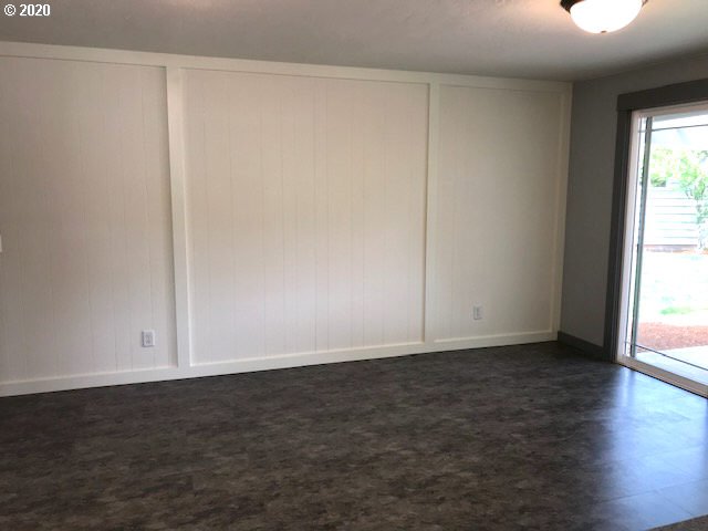 2558 34th Street Springfield, OR 97477 - Photo 13 of 32