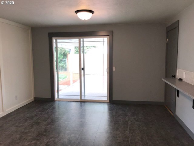2558 34th Street Springfield, OR 97477 - Photo 14 of 32