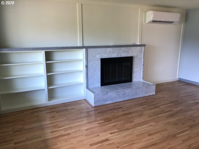 2558 34th Street Springfield, OR 97477 - Photo 4 of 32