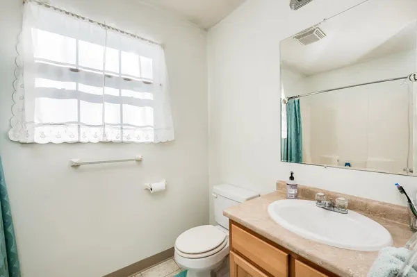 $242,500 | 15 Tampa Drive, Unit B, Rochester, NH 03867