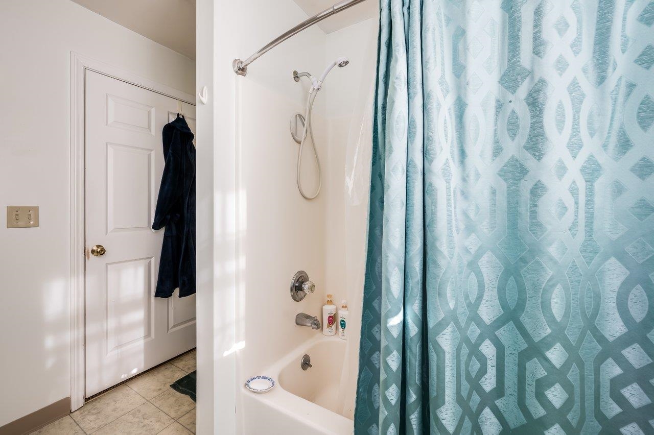 15 Tampa Drive, Unit B Rochester, NH 03867 - Photo 10 of 10