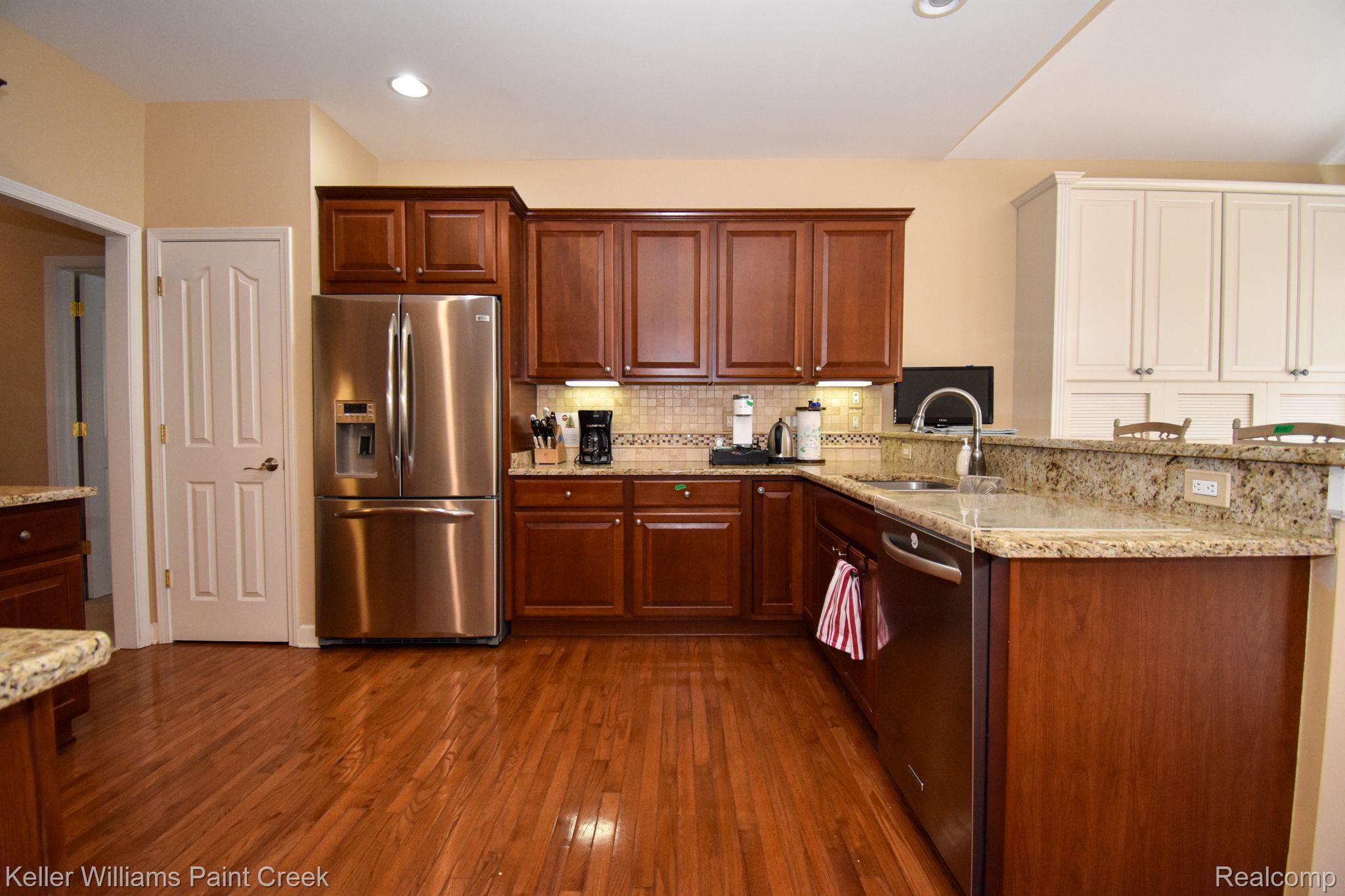3663 Tremonte Circle Rochester, MI 48306 - Photo 7 of 32 Gallery Image 7