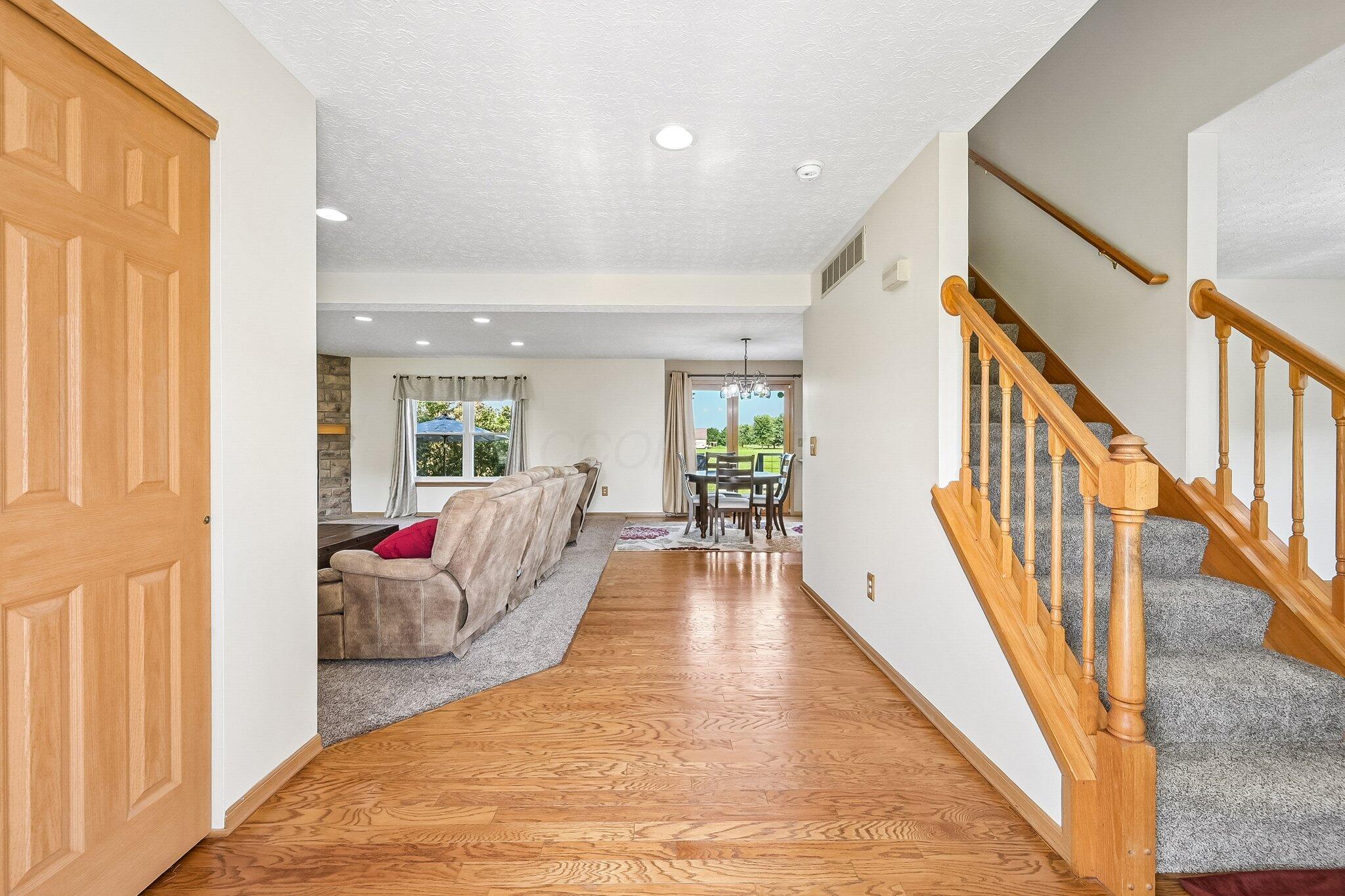 12417 Bulen-Pierce Road Lockbourne, OH 43137 - Photo 6 of 129 Entry