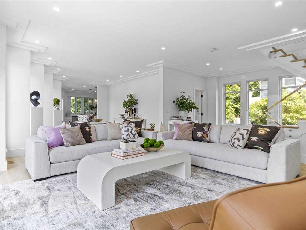 23 Lawrence Road Wellesley, MA 02482 - Photo 5 of 32