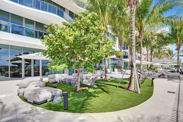 $12,000 | 900 North Ocean Boulevard, Unit 302, Pompano Beach, FL 33062