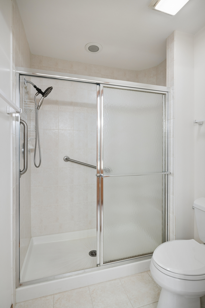 848 Havenshire Road, Unit 848 Naperville, IL 60565 - Photo 8 of 23