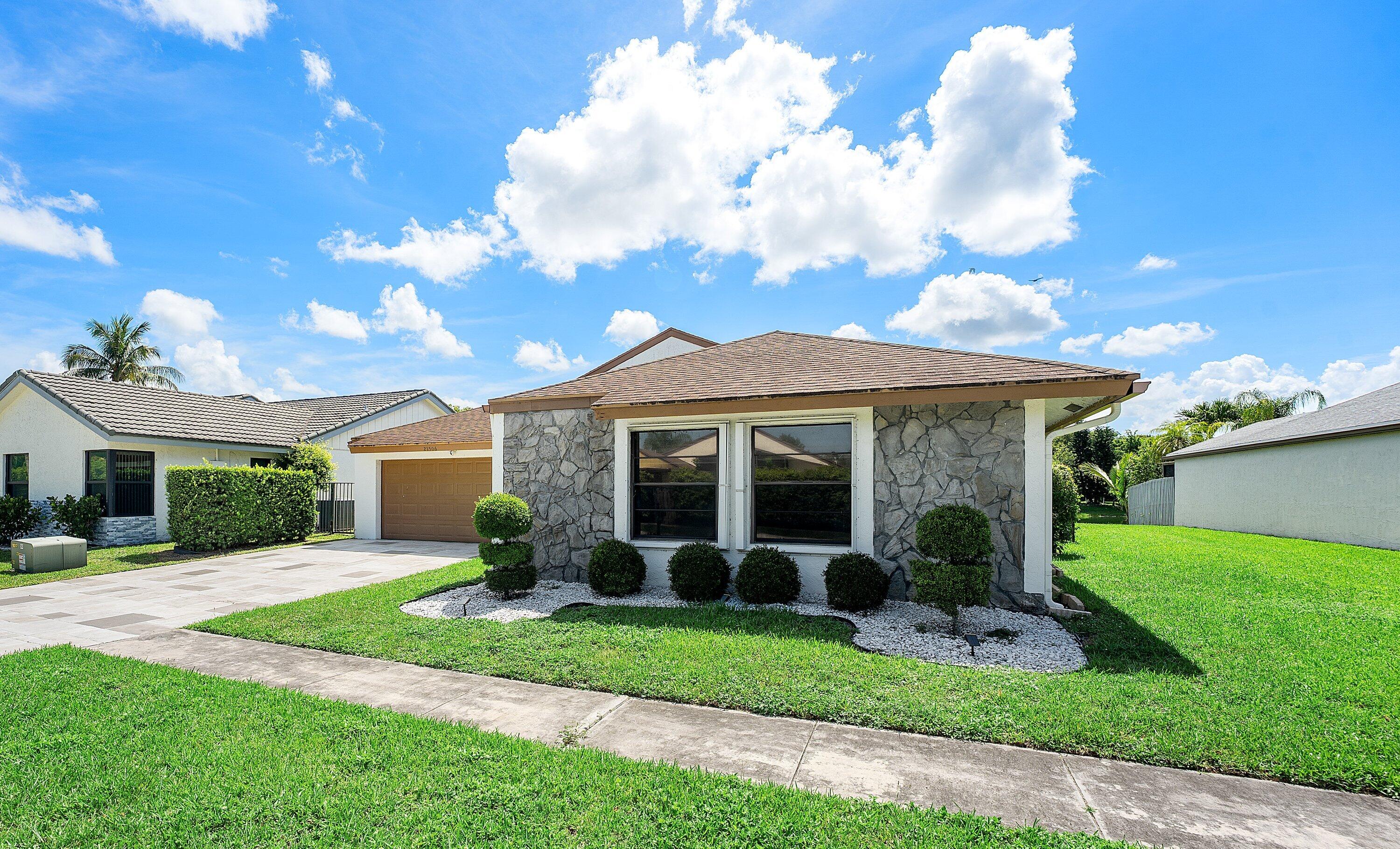 002-21506SummertraceCircle-BocaRaton-FL-
