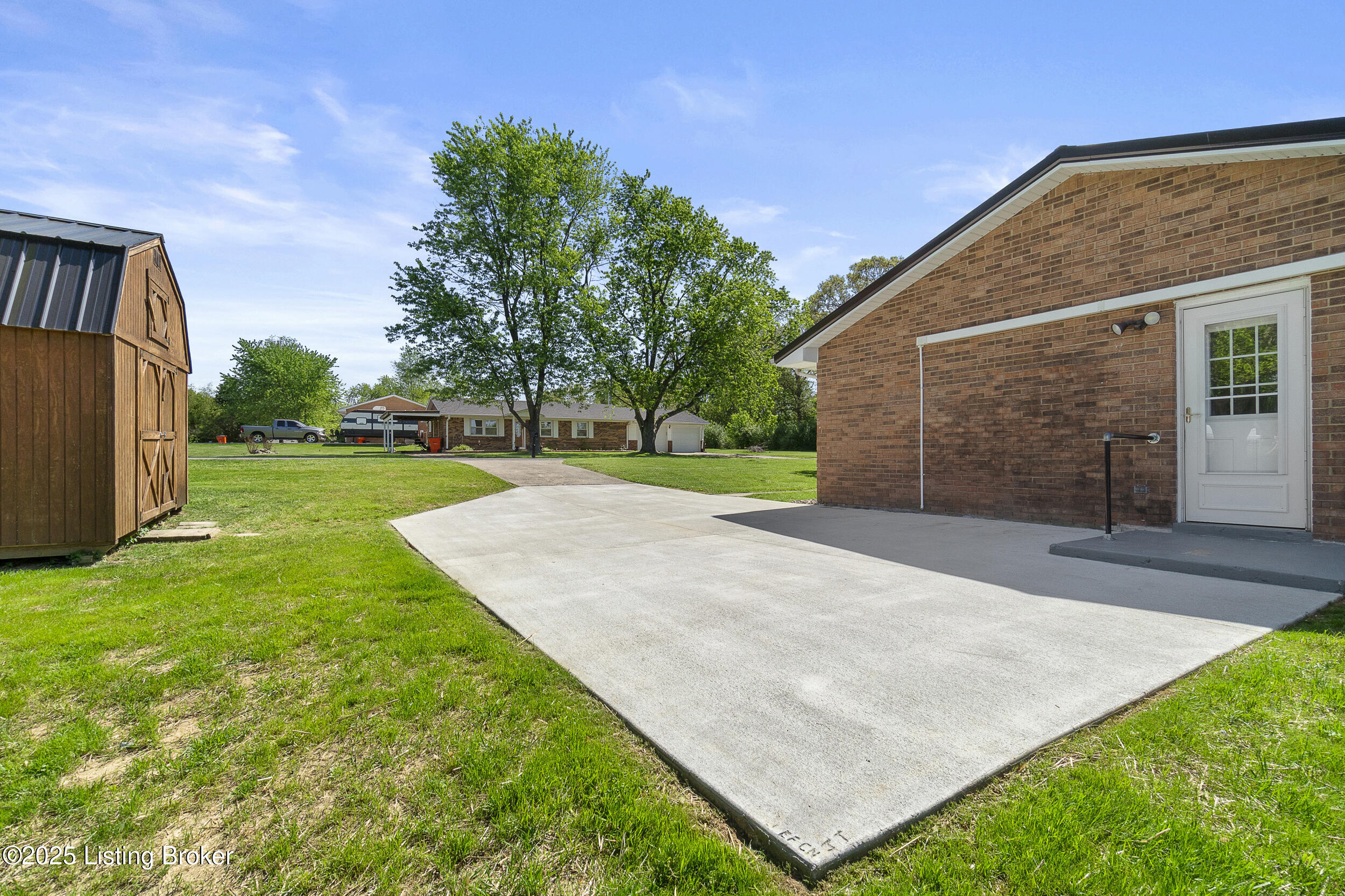 1400 Emory Road Elizabethtown, KY 42701 - Photo 5 of 25 DSC05347