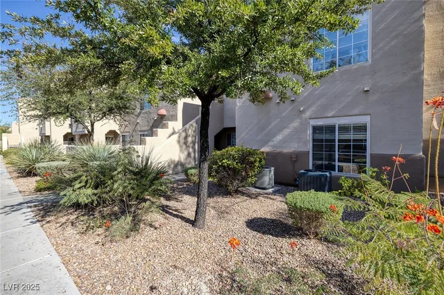 $1,400 | 1908 Tierra Vista Drive, Unit 104, Las Vegas, NV 89128