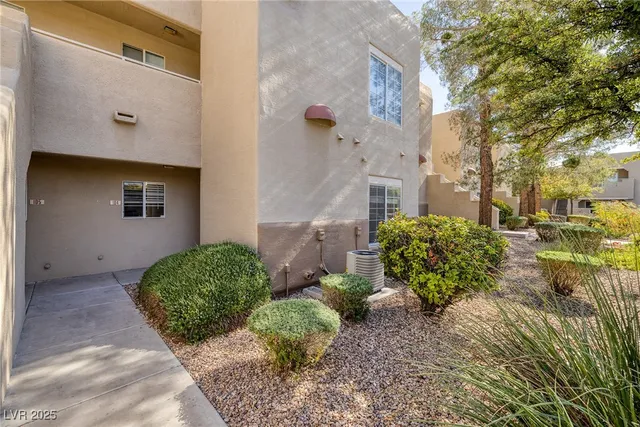 $1,400 | 1908 Tierra Vista Drive, Unit 104, Las Vegas, NV 89128