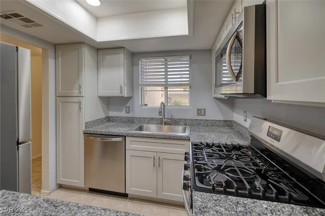 $1,400 | 1908 Tierra Vista Drive, Unit 104, Las Vegas, NV 89128