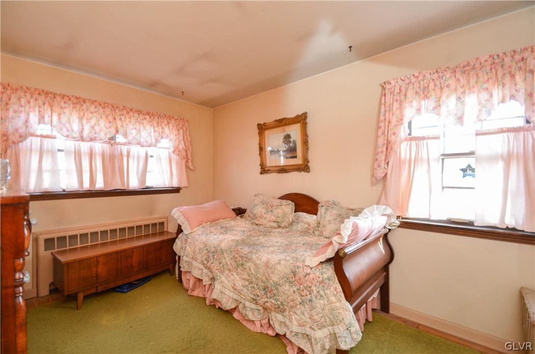 1956 Woodbury Road Bethlehem, PA 18017 - Photo 14 of 25 Gallery Image 14