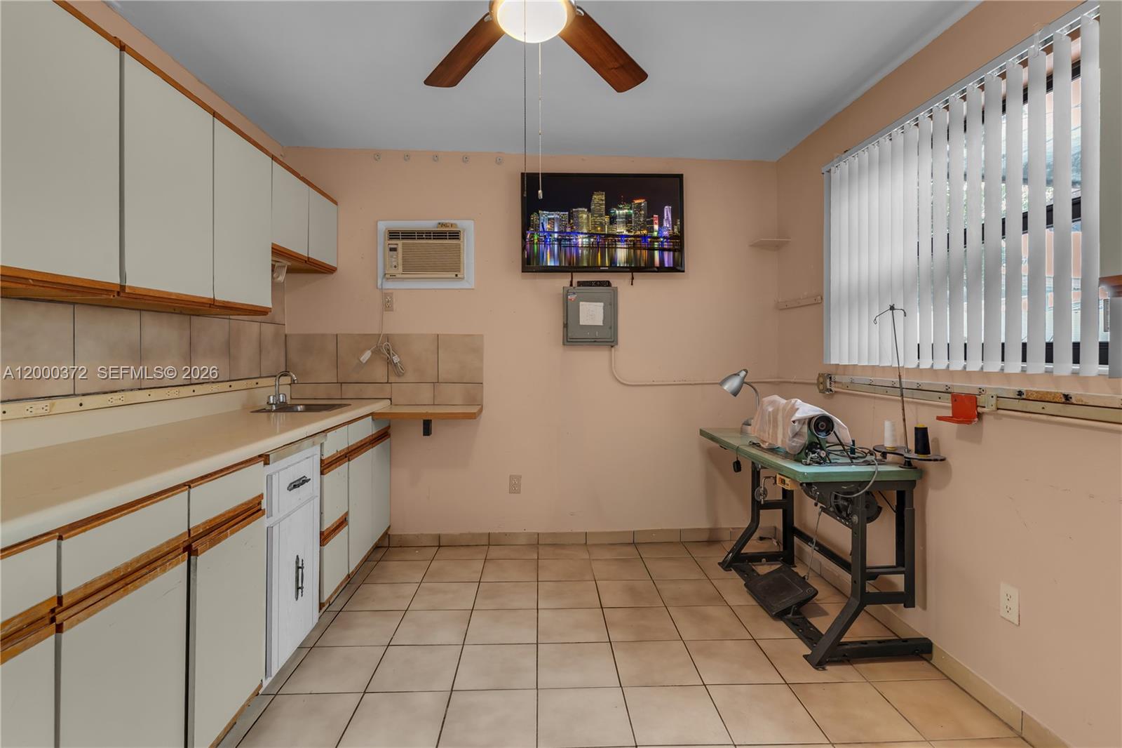 6770 Southwest 15th Street Miami, FL 33144 - Photo 13 of 36