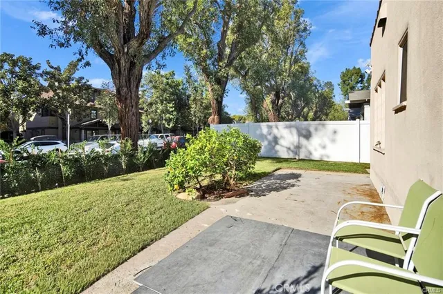 a view of a garden with plants