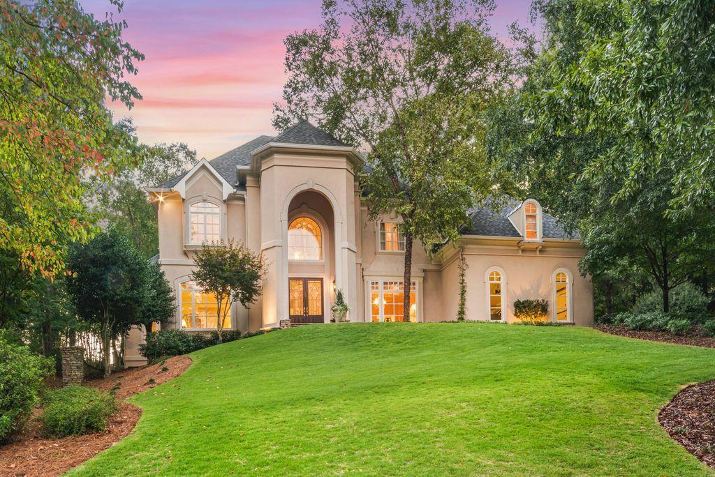 520 Chestnut Rose Lane Sandy Springs, GA 30327 - Photo 3 of 94