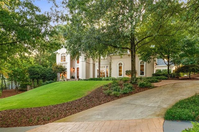 $2,250,000 | 520 Chestnut Rose Lane, Sandy Springs, GA 30327