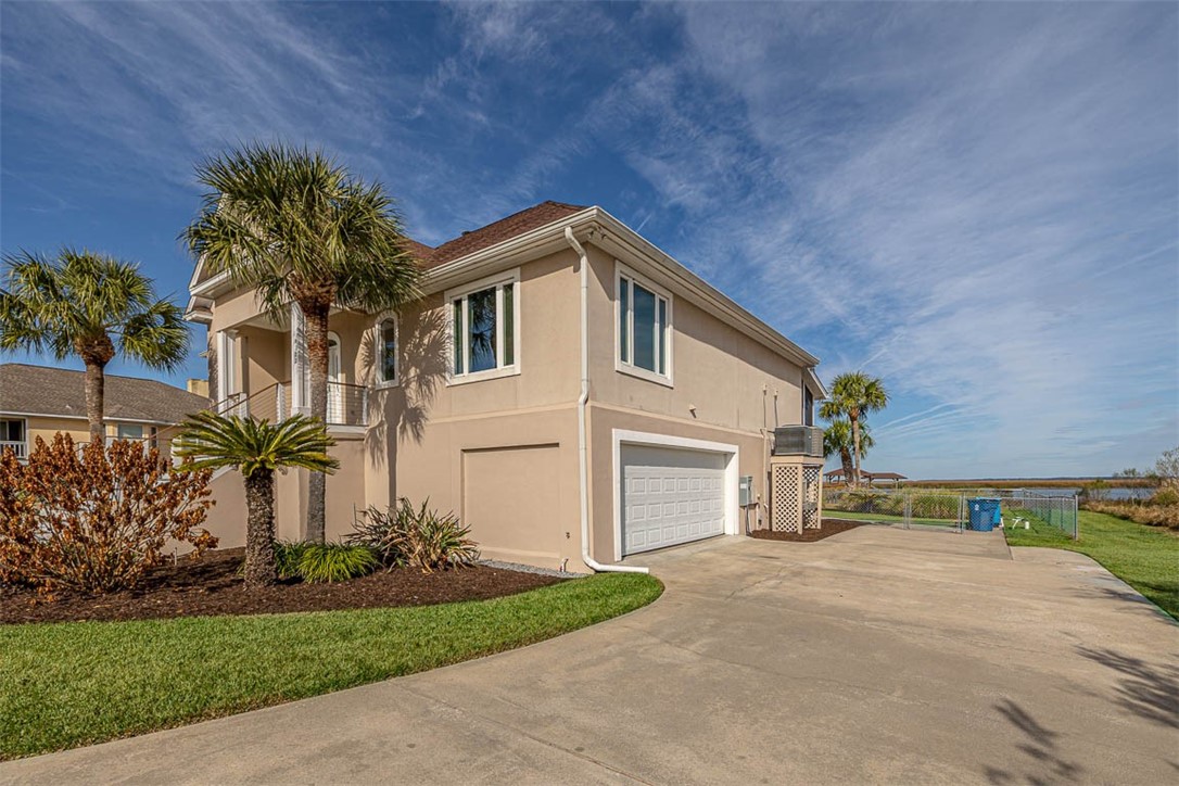 4122 Riverside Drive Brunswick, GA 31520 - Photo 8 of 53