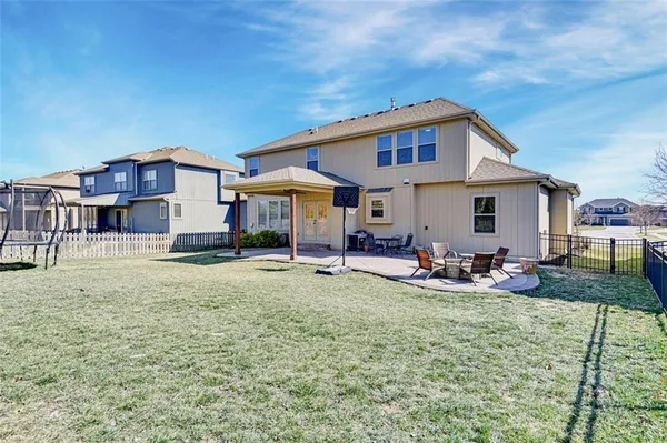 $4,000 | 16364 South Ryckert Street, Olathe, KS 66062