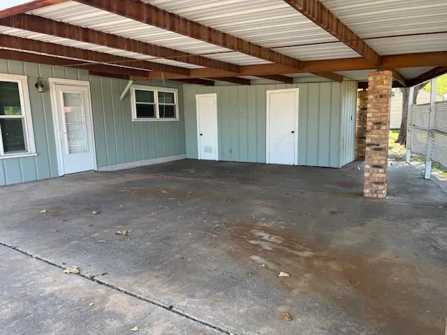 $239,000 | 208 North Shore Drive, Brady, TX 76825