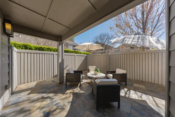 $499,999 | 2860 Sherwood Avenue, Unit B, Modesto, CA 95350