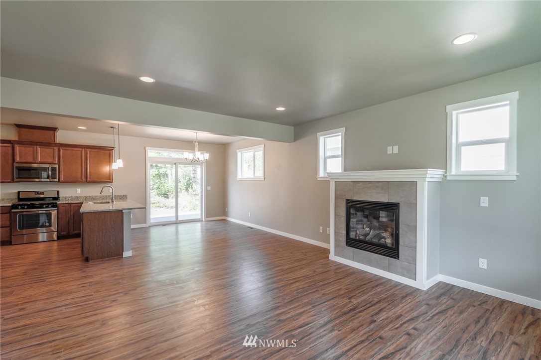 1210 Telegraph Road Bellingham, WA 98226 - Photo 4 of 25 Gallery Image 4