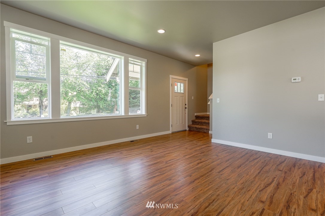 1210 Telegraph Road Bellingham, WA 98226 - Photo 9 of 25 Gallery Image 9