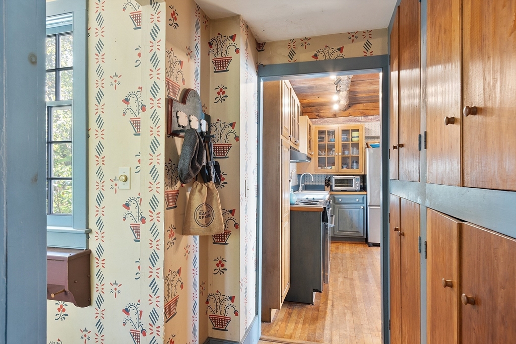 17 Maple Street Sterling, MA 01564 - Photo 19 of 42 a bathroom with a glass shower door