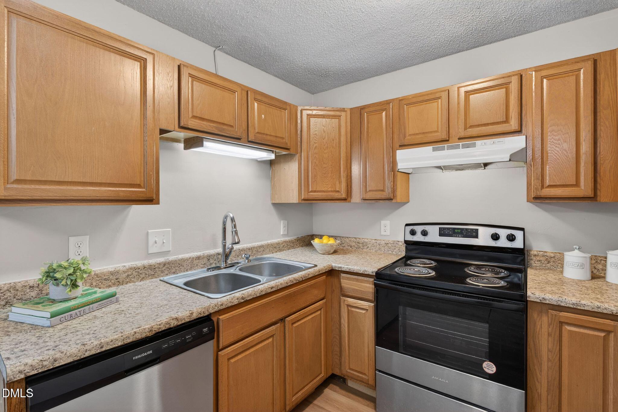 410 Ryan Road Cary, NC 27511 - Photo 8 of 40