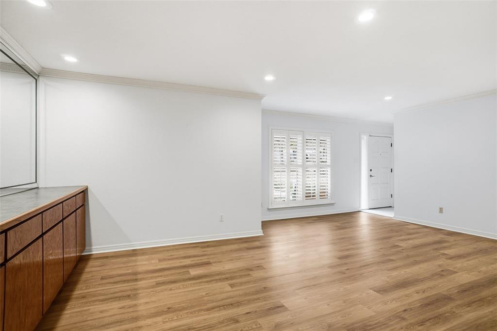 141 Timberlake Drive Azle, TX 76020 - Photo 2 of 16