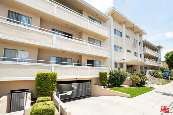 $16,200,000 | 5150 Yarmouth Avenue, Encino, CA 91316