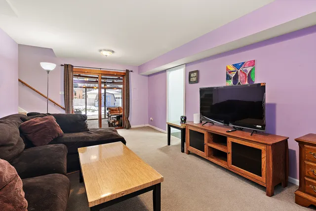 $353,900 | 10657 Laramie Avenue, Oak Lawn, IL 60453