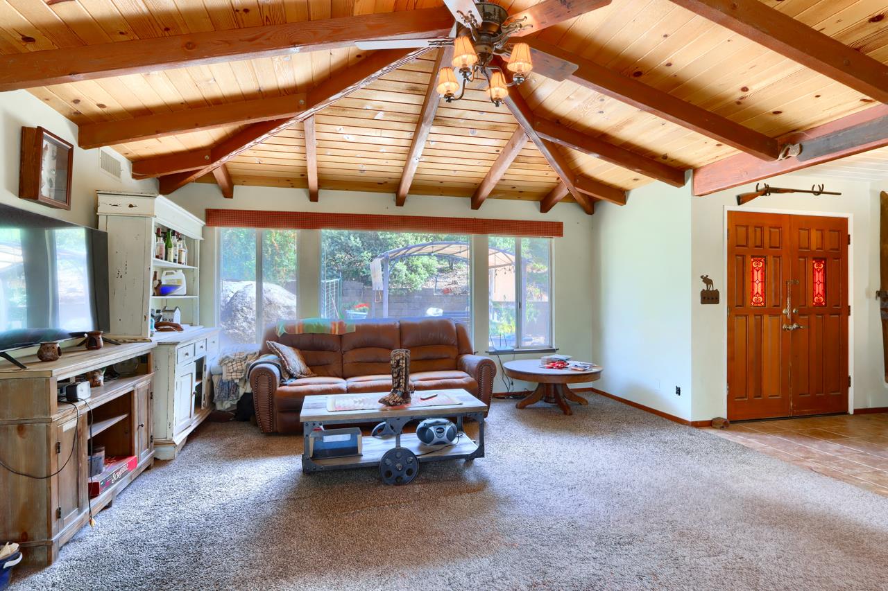 51648 Coyote Ridge Road Oakhurst, CA 93644 - Photo 8 of 47 Gallery Image 8