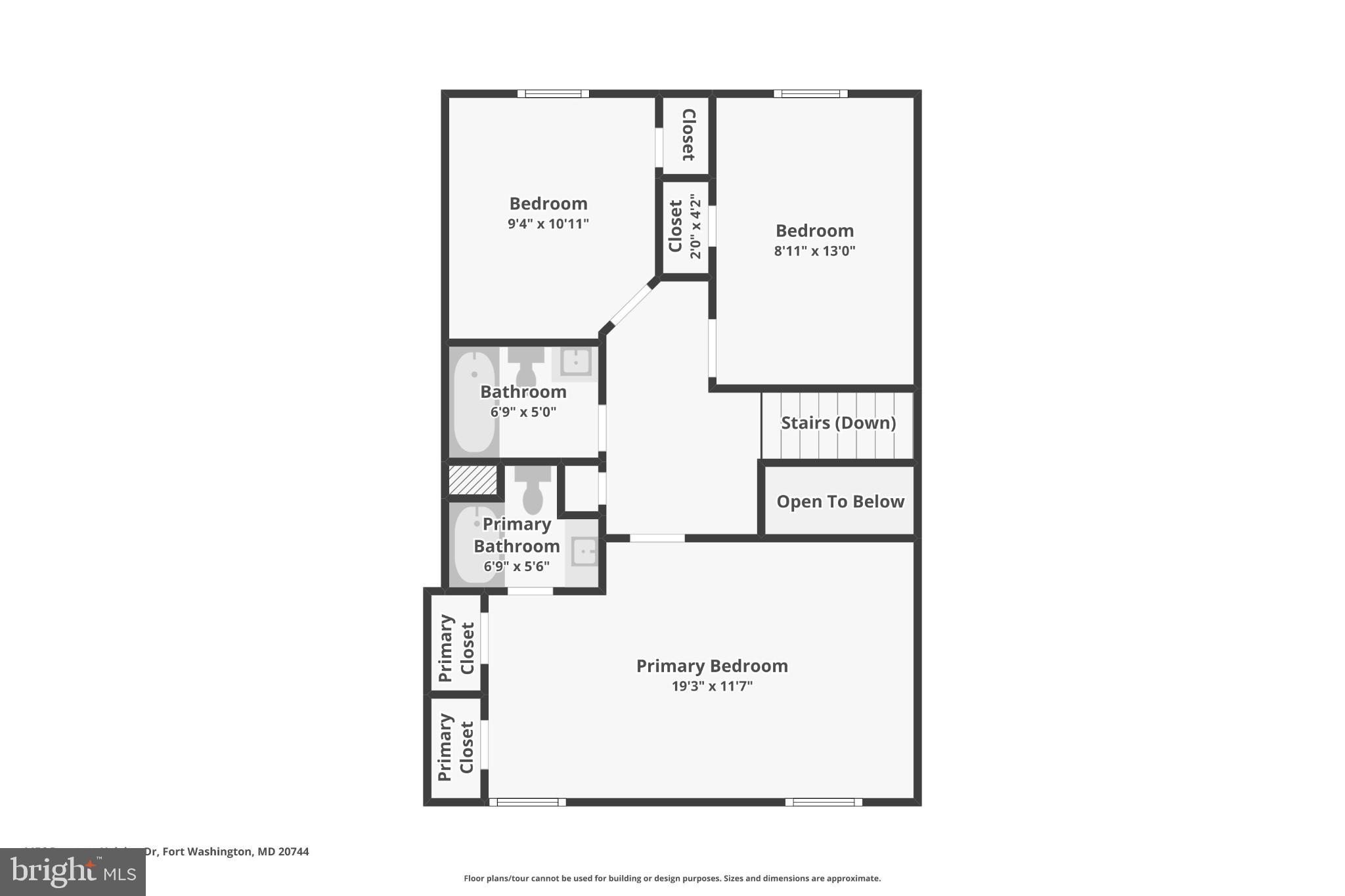 1456 Potomac Heights Drive, Unit 145 Fort Washington, MD 20744 - Photo 50 of 50 a picture of a bench in a building