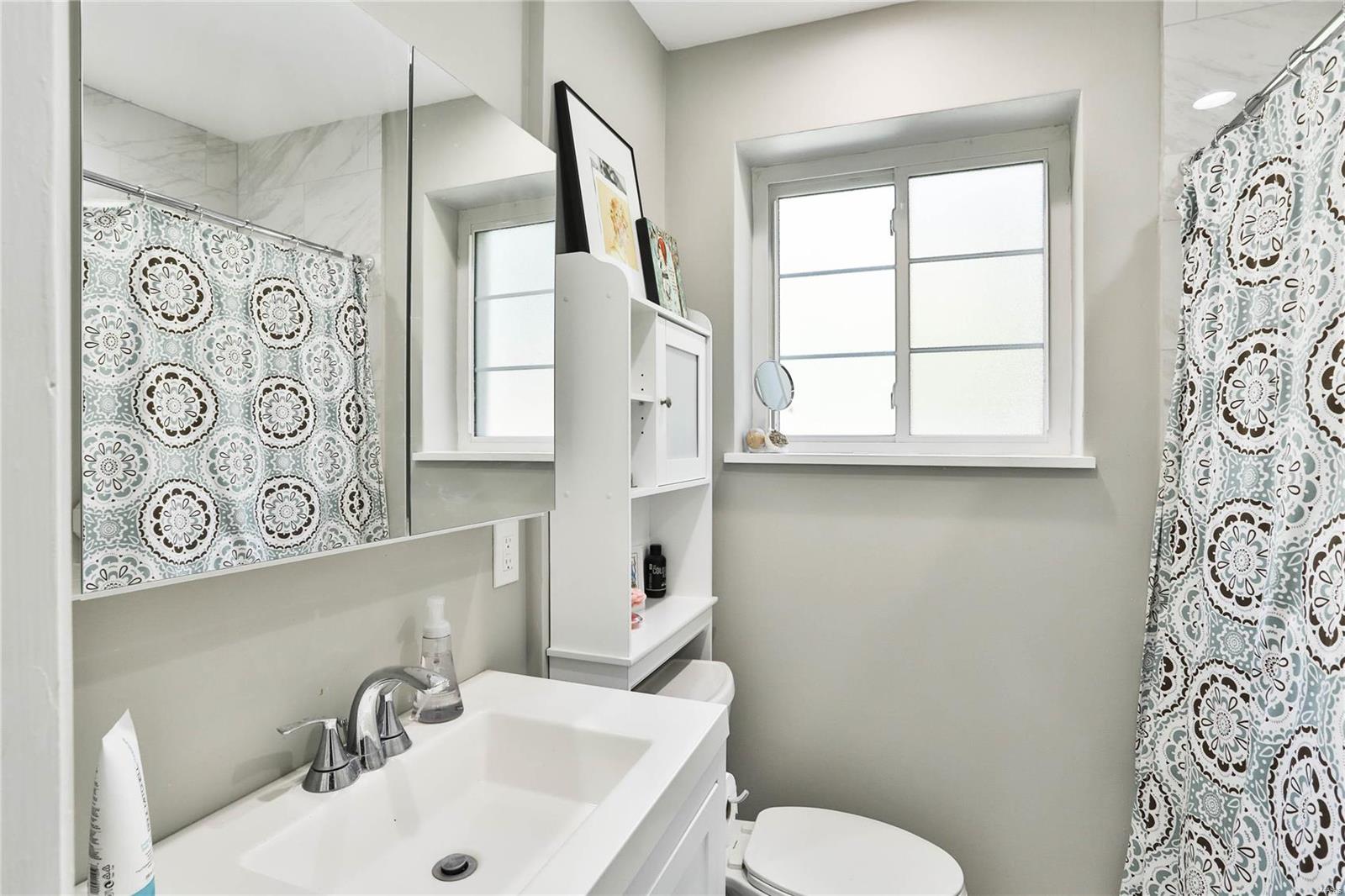 7221 Clayton Road Clayton, MO 63117 - Photo 28 of 52 Gallery Image 28