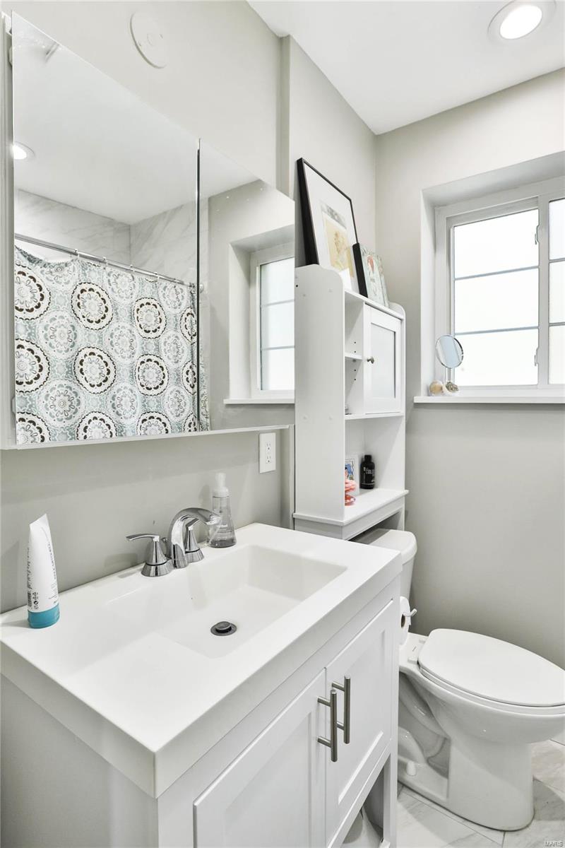 7221 Clayton Road Clayton, MO 63117 - Photo 29 of 52 Gallery Image 29