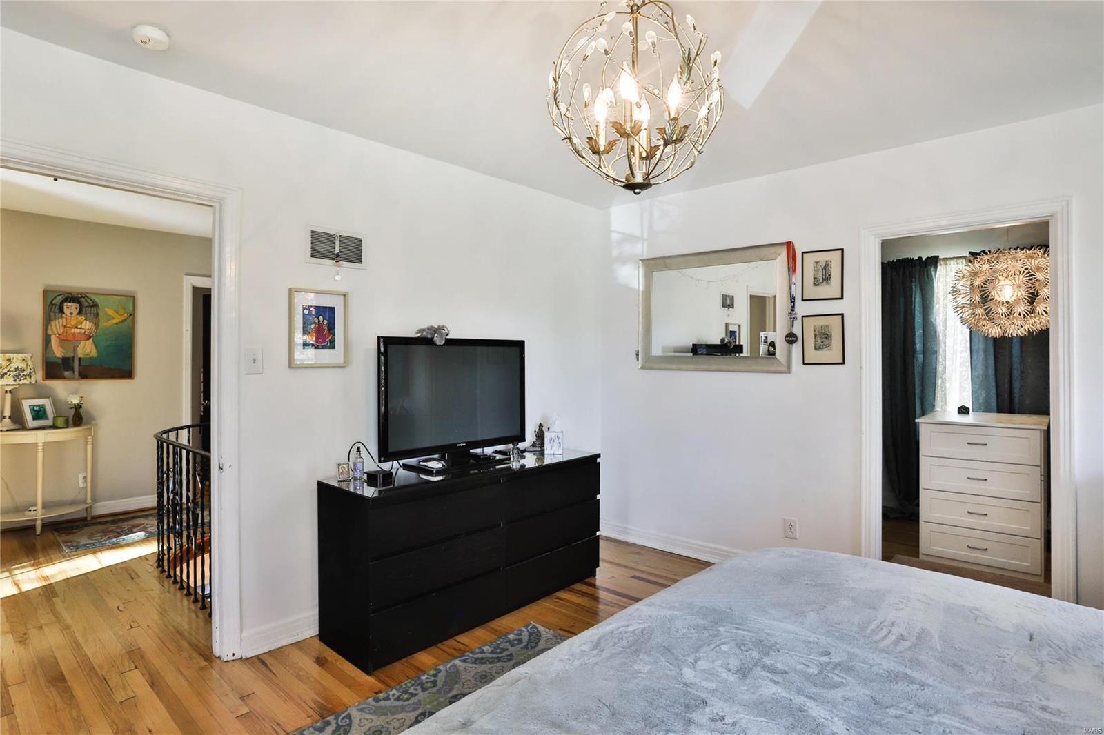 7221 Clayton Road Clayton, MO 63117 - Photo 33 of 52 Gallery Image 33