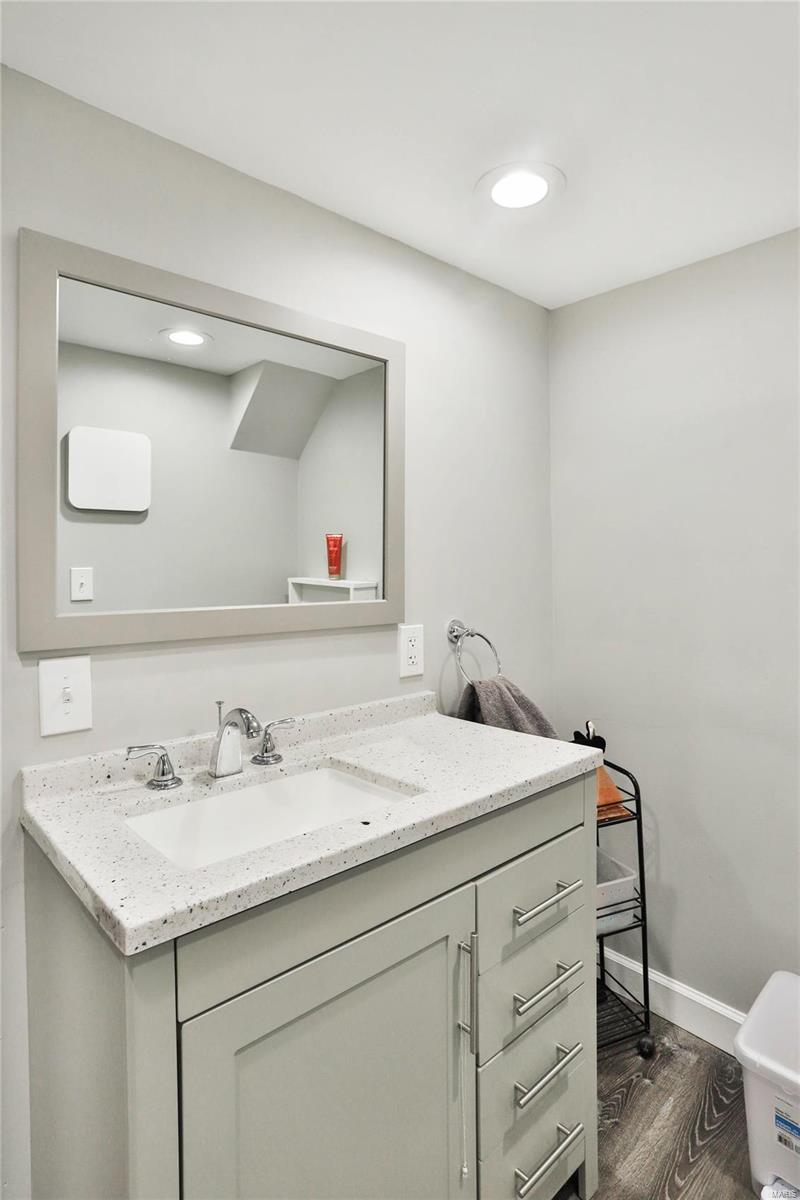 7221 Clayton Road Clayton, MO 63117 - Photo 42 of 52 Gallery Image 42