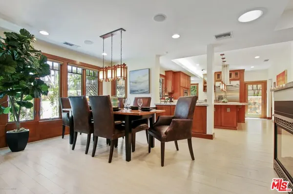 $10,500 | 130 South Arroyo Boulevard, Pasadena, CA 91105