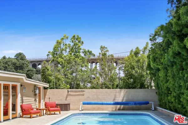 $10,500 | 130 South Arroyo Boulevard, Pasadena, CA 91105