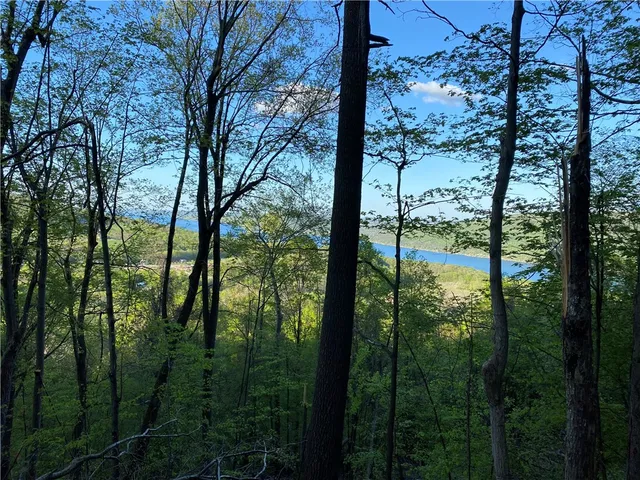 $800,000 | 6678 County Road 12, South Bristol, NY 14512