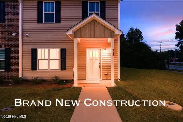 $235,000 | 211 Lincoln Pl Circle, Leland, NC 28451