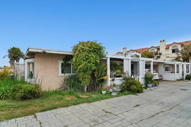 $835,000 | 117 Ann Avenue, Port Hueneme, CA 93041