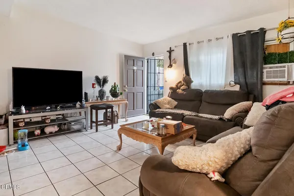 $835,000 | 117 Ann Avenue, Port Hueneme, CA 93041