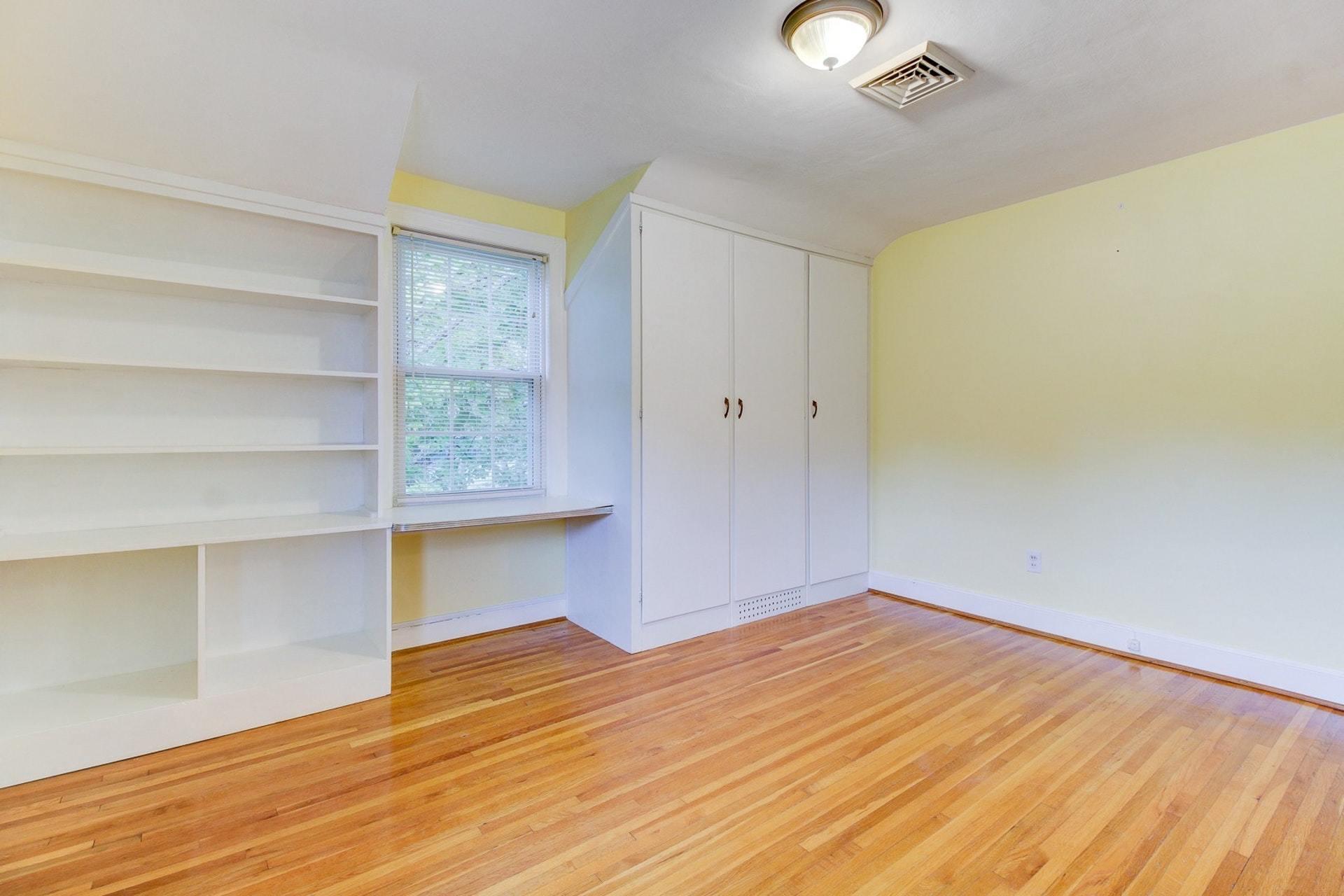 2628 Weaver Road Southwest Roanoke, VA 24015 - Photo 20 of 35 024-289557-2628 Weaver Road Southwest-22